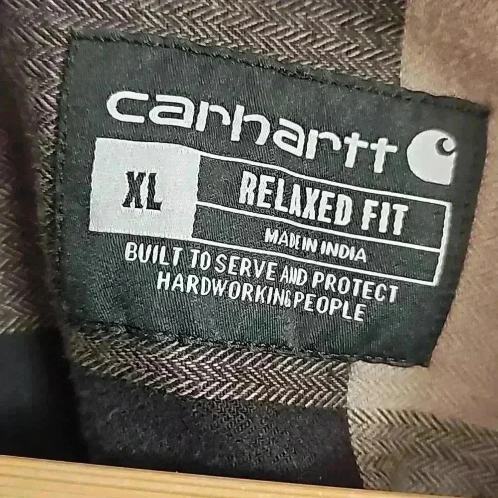 Carhartt button down checkered black and tan work casual - Picture 5 of 8